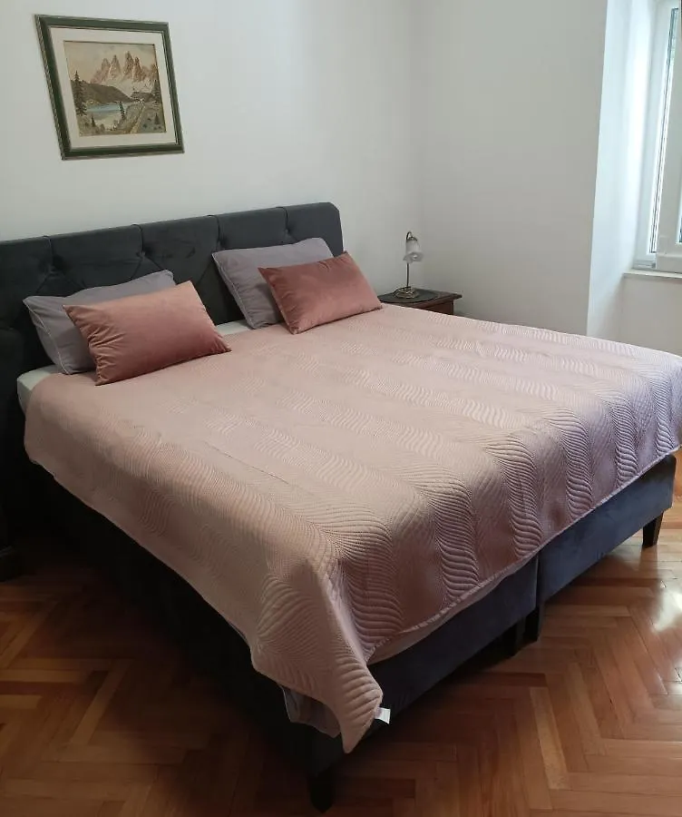 Apartment Lina At The Best Krk Town